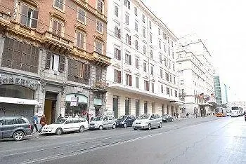 罗马度假村酒店 4*